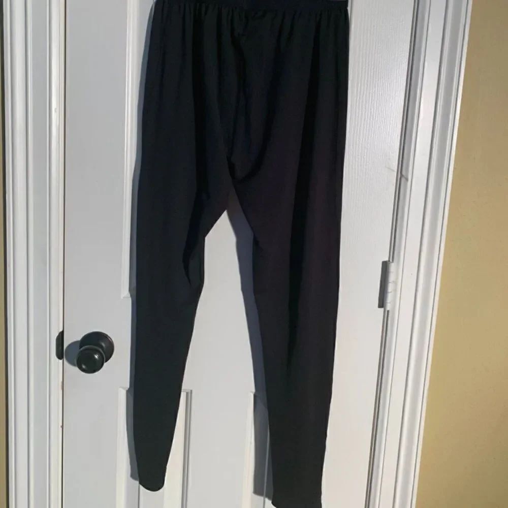 Tech Wick Base Layer Pant - Picture 6 of 7